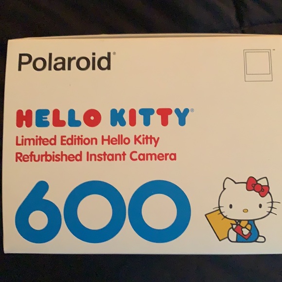 Hello Kitty Polaroid Camera - Picture 10 of 10